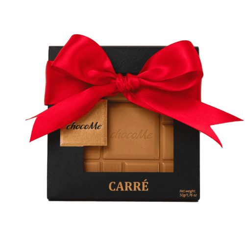 ChocoMe 32% Valrhona szőkecsokoládé (50g) – díszszalaggal, logózható kártyával