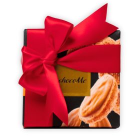   ChocoMe Raffinée Guérande sós szőkecsokoládéval bevont szicíliai mandula (120g) – díszszalaggal, logózható kártyával