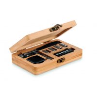 Szerszámok & Zseblámpák